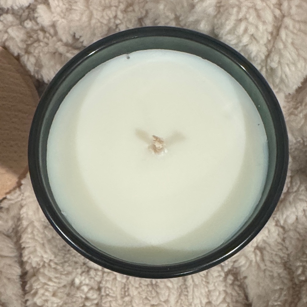 Skandinavisk Skog Green Candle - Picture 4 of 9